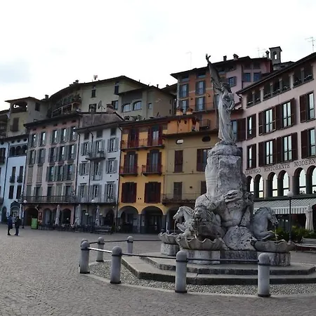 La Marmotta Gialla - - Lakes - Mountains Apartment