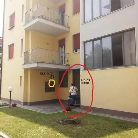 La Marmotta Gialla - - Lakes - Mountains Apartment
